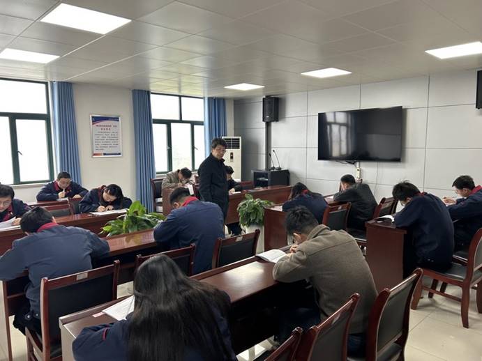 建材公司、檢測公司聯(lián)合開展管理人員業(yè)務(wù)提升考試